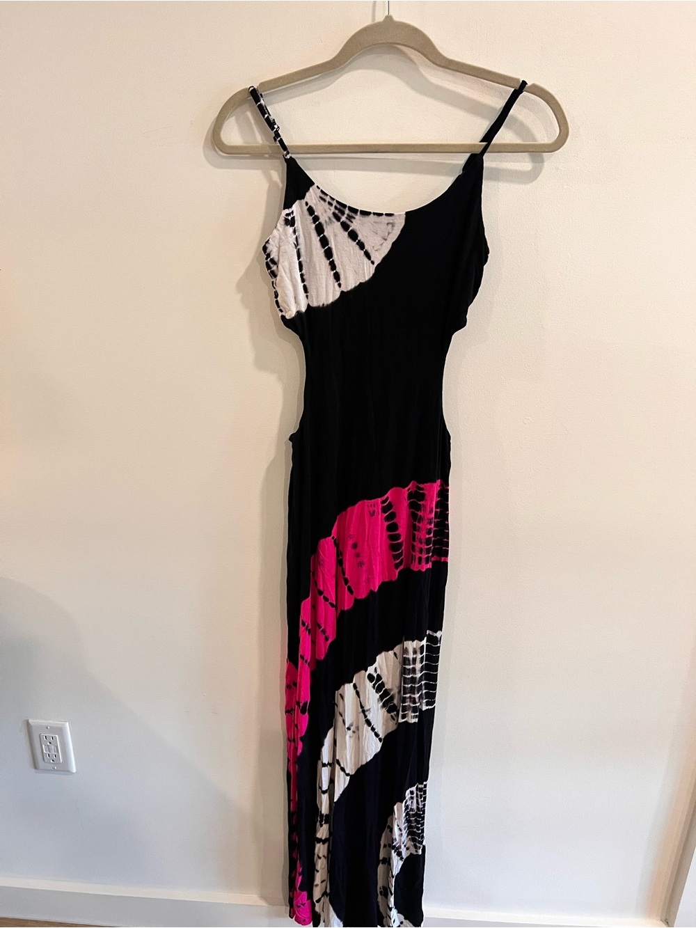 Fashion Nova Black Tie-Dye Cutout Maxi Dress | Size Small
